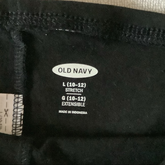 Black Old Navy Shorts - Picture 3 of 3